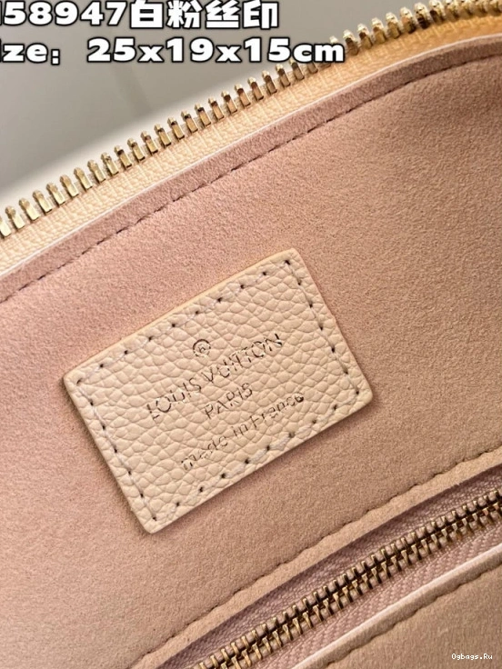 25 LOUIS VUITTON SPEEDY BANDOULIÈRE 0511